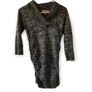 Maternity 3/4 sleeve top (T6)